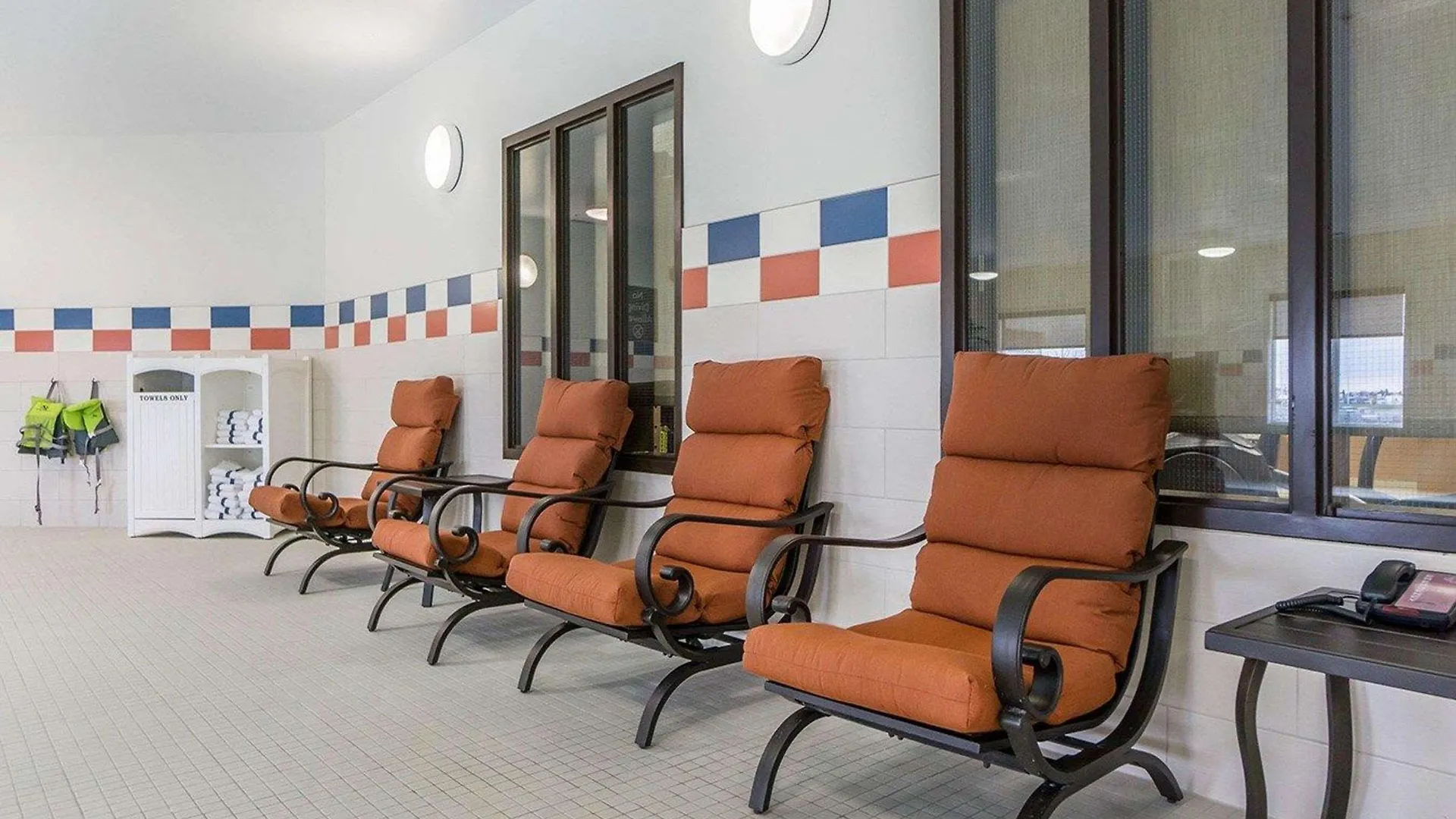 Hotel Comfort Inn & Suites Edmonton International Airport Nisku