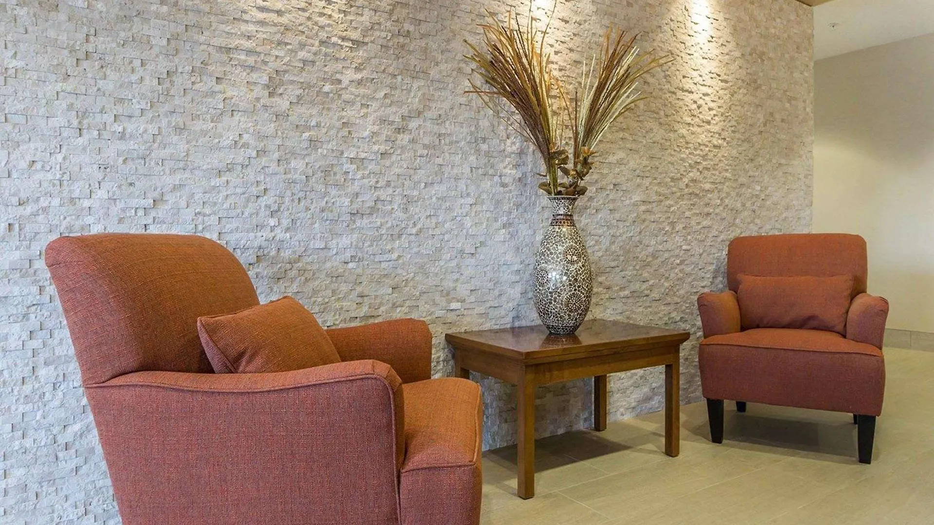 Comfort Inn & Suites Edmonton International Airport Nisku Kanada