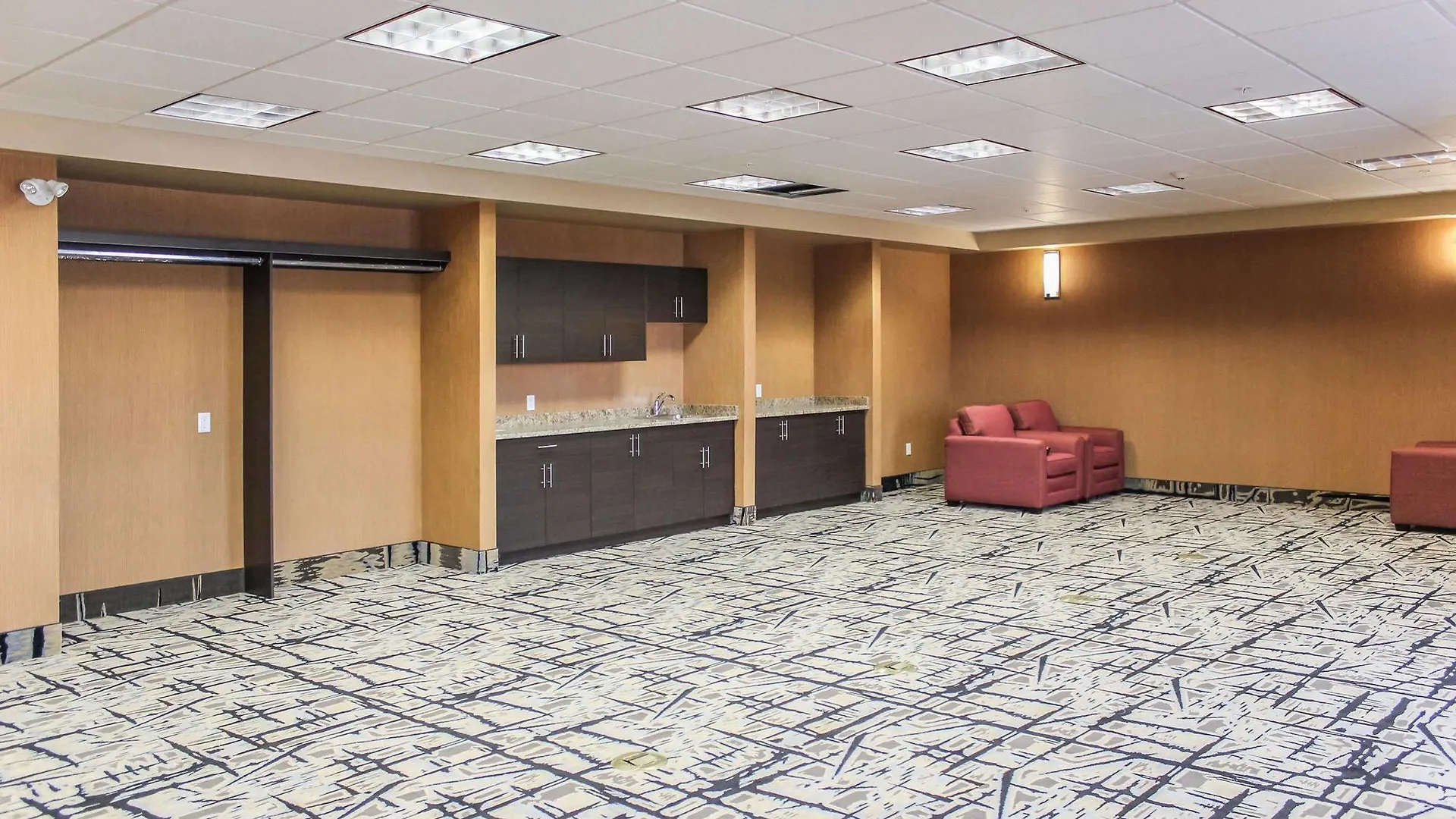 Comfort Inn & Suites Edmonton International Airport Nisku